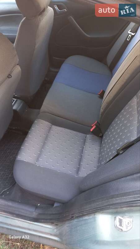 Ліфтбек Skoda Octavia 2003 в Дніпрі