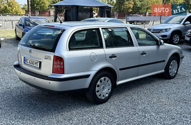 Универсал Skoda Octavia 2000 в Днепре