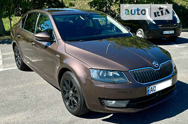 Лифтбек Skoda Octavia 2016 в Ужгороде