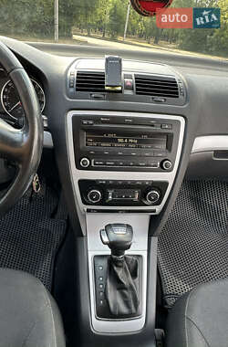 Універсал Skoda Octavia 2010 в Кривому Розі
