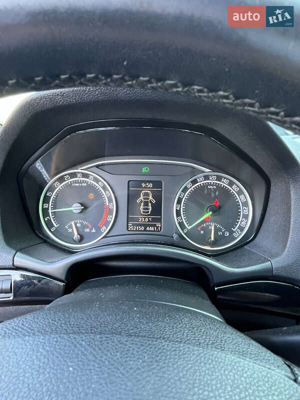 Универсал Skoda Octavia 2010 в Львове