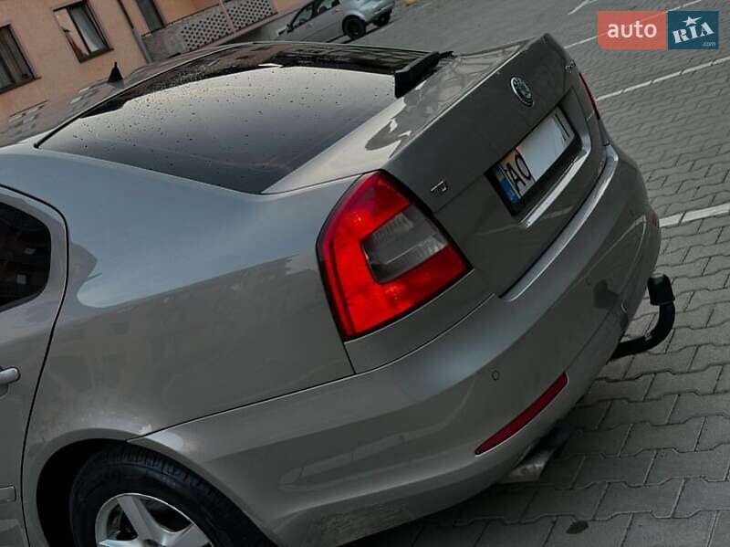 Лифтбек Skoda Octavia 2010 в Ужгороде