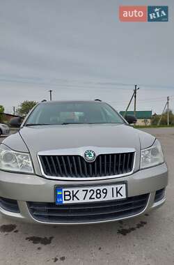 Універсал Skoda Octavia 2013 в Дубні