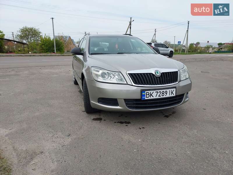 Універсал Skoda Octavia 2013 в Дубні