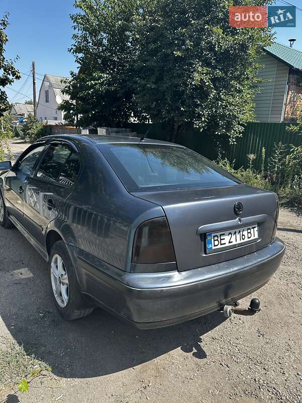 Лифтбек Skoda Octavia 2001 в 