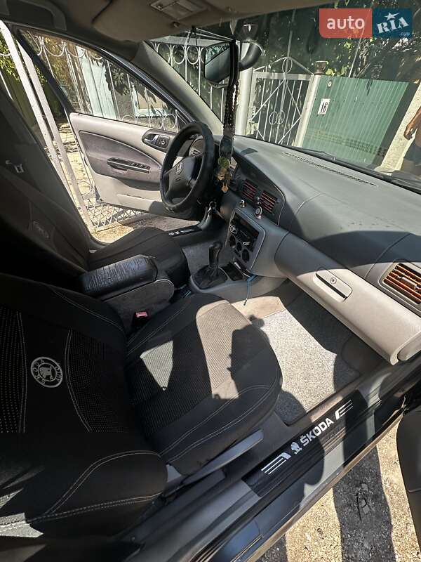 Лифтбек Skoda Octavia 2001 в Первомайске