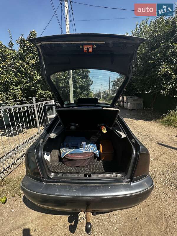 Лифтбек Skoda Octavia 2001 в Первомайске