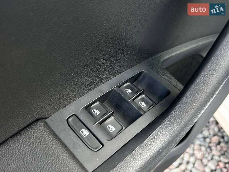 Лифтбек Skoda Octavia 2017 в Одессе