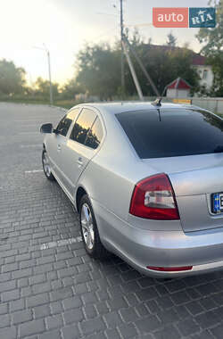 Лифтбек Skoda Octavia 2011 в Шишаки