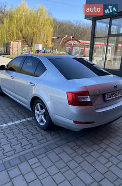 Лифтбек Skoda Octavia 2015 в 