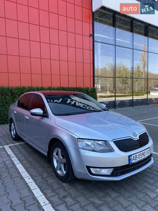 Лифтбек Skoda Octavia 2015 в 