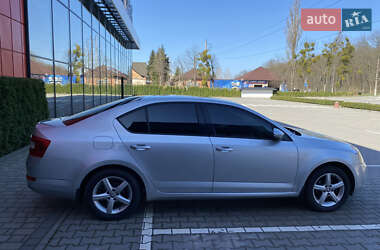 Лифтбек Skoda Octavia 2015 в 