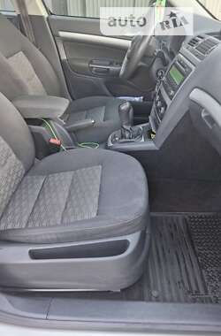 Лифтбек Skoda Octavia 2012 в 