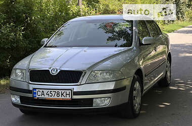 Лифтбек Skoda Octavia 2004 в Корсуне-Шевченковском