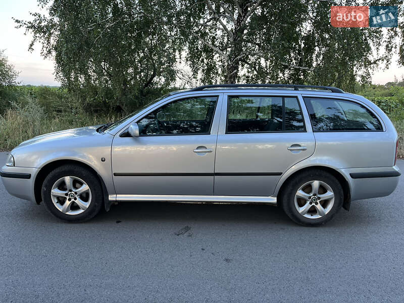 Універсал Skoda Octavia 2008 в Золотоноші