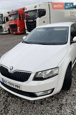 Лифтбек Skoda Octavia 2013 в Иршаве