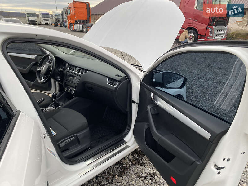 Лифтбек Skoda Octavia 2013 в Иршаве