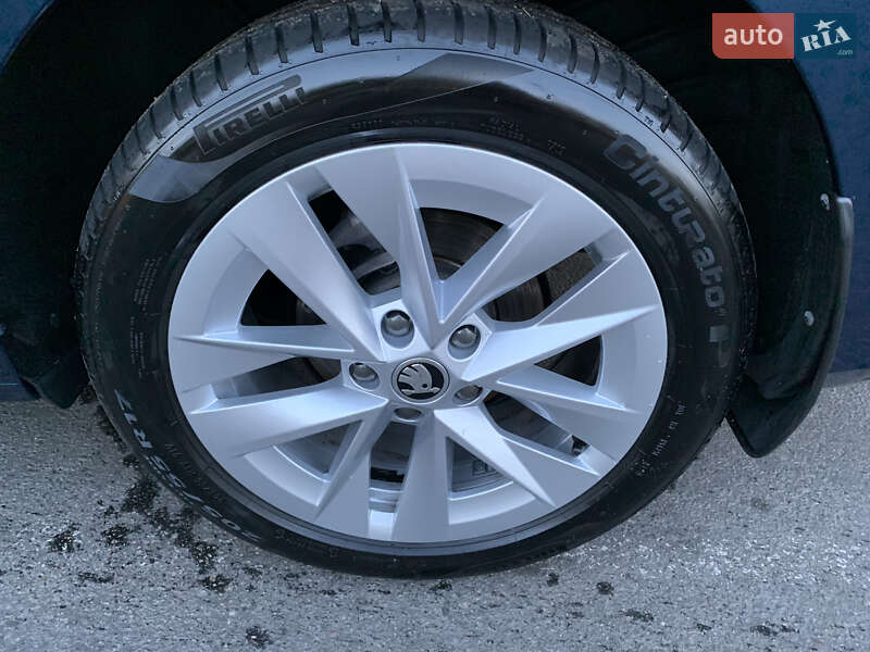 Лифтбек Skoda Octavia 2023 в Кобеляках фото 9 Лифтбек Skoda Octavia 2023 в Кобеляках