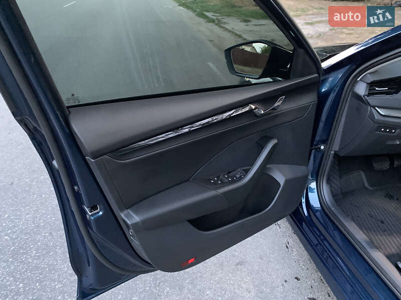 Лифтбек Skoda Octavia 2023 в Кобеляках фото 35 Лифтбек Skoda Octavia 2023 в Кобеляках