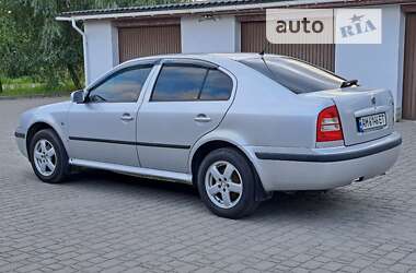 Ліфтбек Skoda Octavia 2008 в Малині