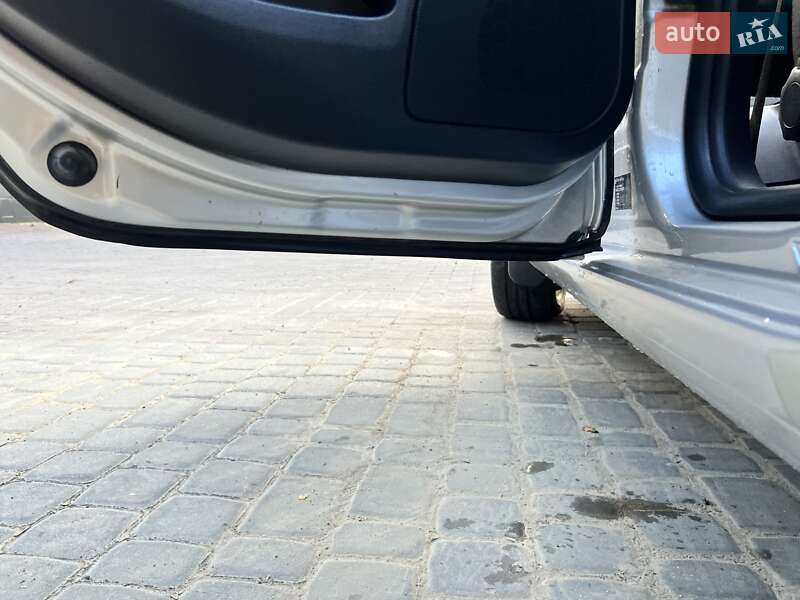 Универсал Skoda Octavia 2006 в Львове