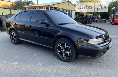 Ліфтбек Skoda Octavia 2000 в Хмельницькому