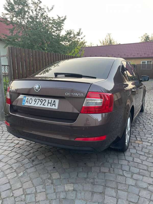 Лифтбек Skoda Octavia 2013 в Мукачево