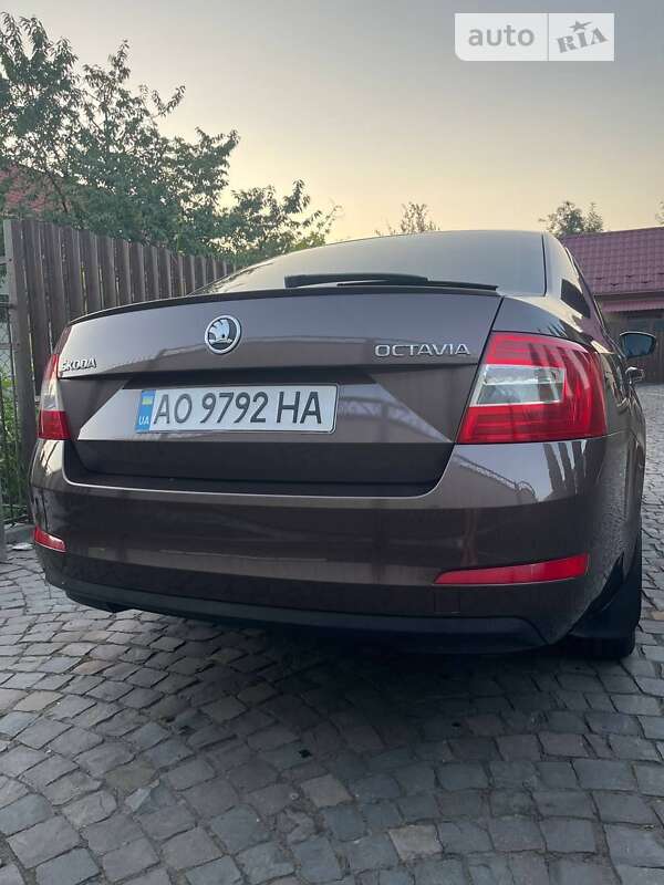 Лифтбек Skoda Octavia 2013 в Мукачево