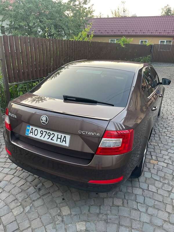 Лифтбек Skoda Octavia 2013 в Мукачево