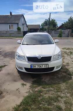 Універсал Skoda Octavia 2010 в Сарнах