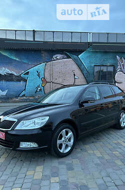 Універсал Skoda Octavia 2012 в Луцьку