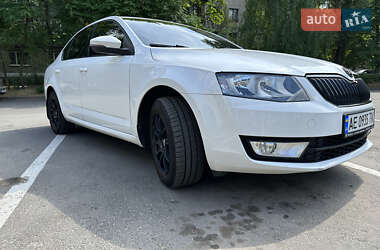 Лифтбек Skoda Octavia 2013 в 
