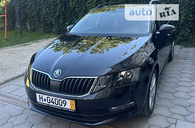 Универсал Skoda Octavia 2018 в Тернополе