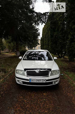 Ліфтбек Skoda Octavia 2004 в Чорткові