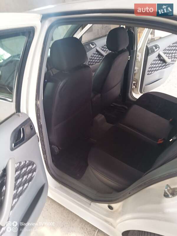 Ліфтбек Skoda Octavia 2002 в Бережанах