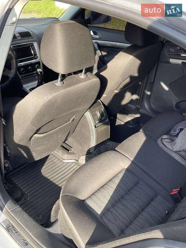 Ліфтбек Skoda Octavia 2012 в Монастирищеві фото 12 Ліфтбек Skoda Octavia 2012 в Монастирищеві