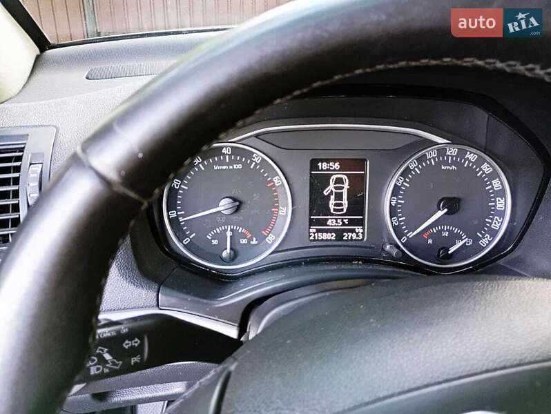 Универсал Skoda Octavia 2011 в Борзне