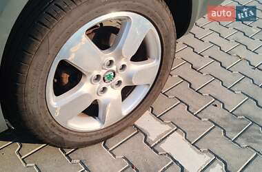Универсал Skoda Octavia 2011 в 