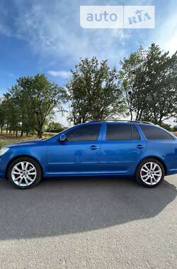 Универсал Skoda Octavia 2010 в 