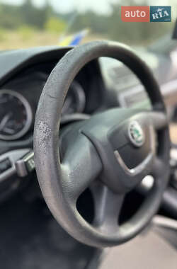 Лифтбек Skoda Octavia 2012 в 
