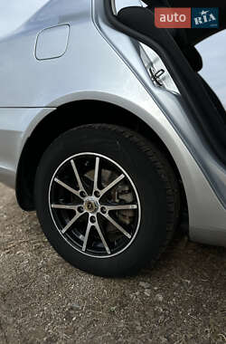 Лифтбек Skoda Octavia 2012 в 