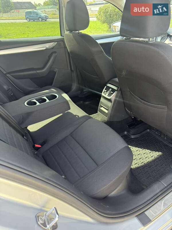 Лифтбек Skoda Octavia 2013 в Хмельницком фото 12 Лифтбек Skoda Octavia 2013 в Хмельницком