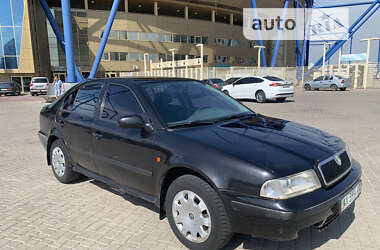 Лифтбек Skoda Octavia 1997 в Харькове