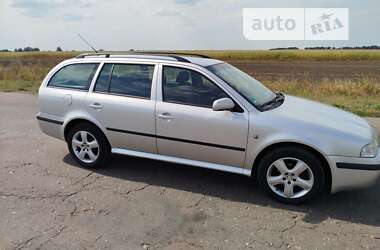 Універсал Skoda Octavia 2004 в Сумах