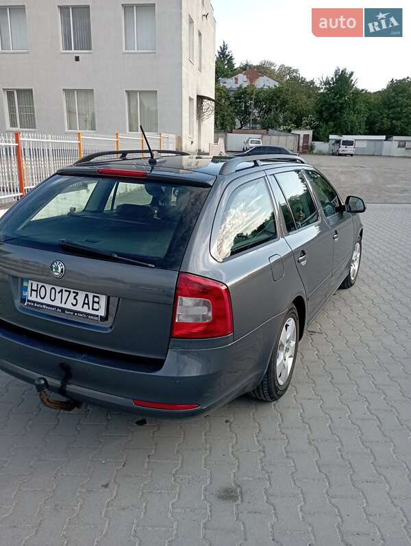Універсал Skoda Octavia 2011 в Бучачі