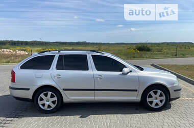 Универсал Skoda Octavia 2005 в Костополе