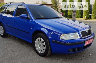 Универсал Skoda Octavia 2010 в Луцке