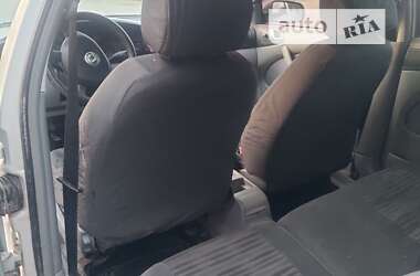 Лифтбек Skoda Octavia 2003 в 