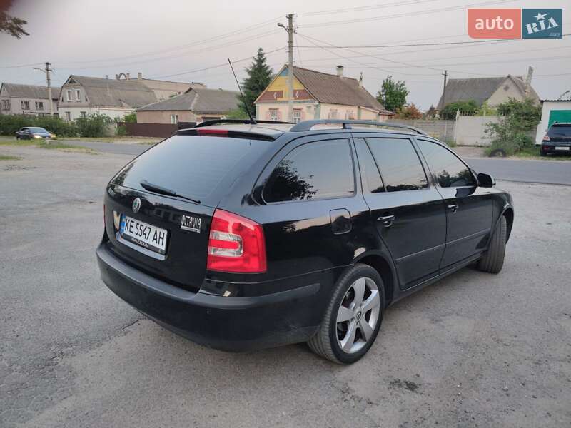Универсал Skoda Octavia 2008 в Днепре