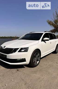 Универсал Skoda Octavia 2018 в Днепре